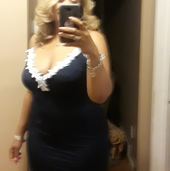 Dress - Picture 2 of 3